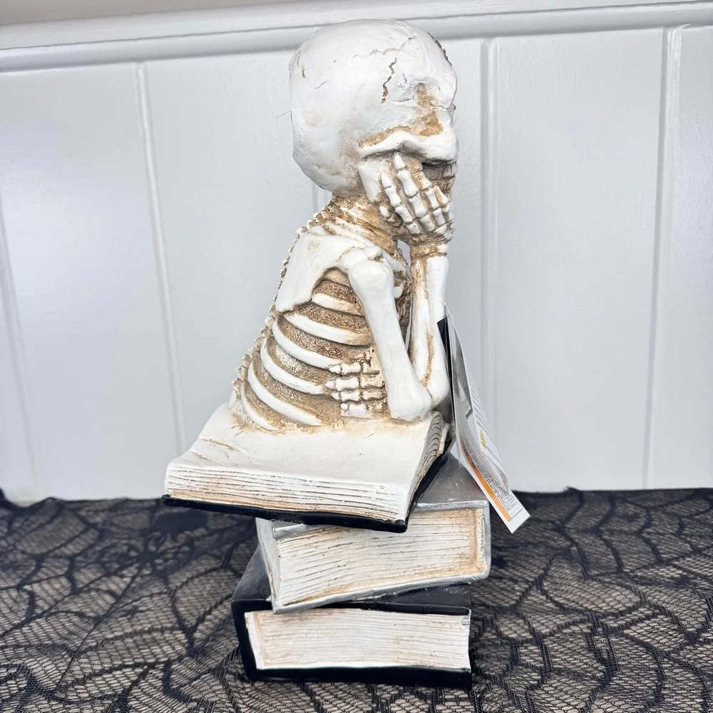 NEW Midnight Manor Light Up Skeleton on Spell Books Halloween Figurine